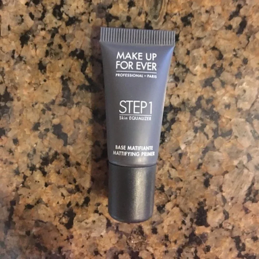 𝅺MAKE Up Forever Bundle